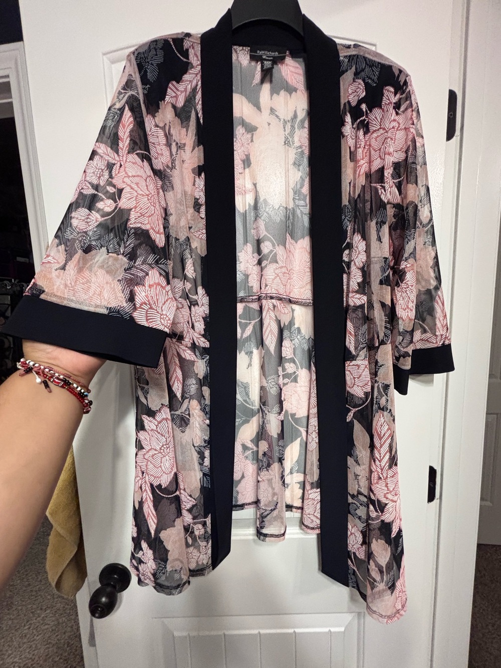 R&M Richards Woman’s Sheer Floral Kimono DressyJacket— Pink & Black, Size 20